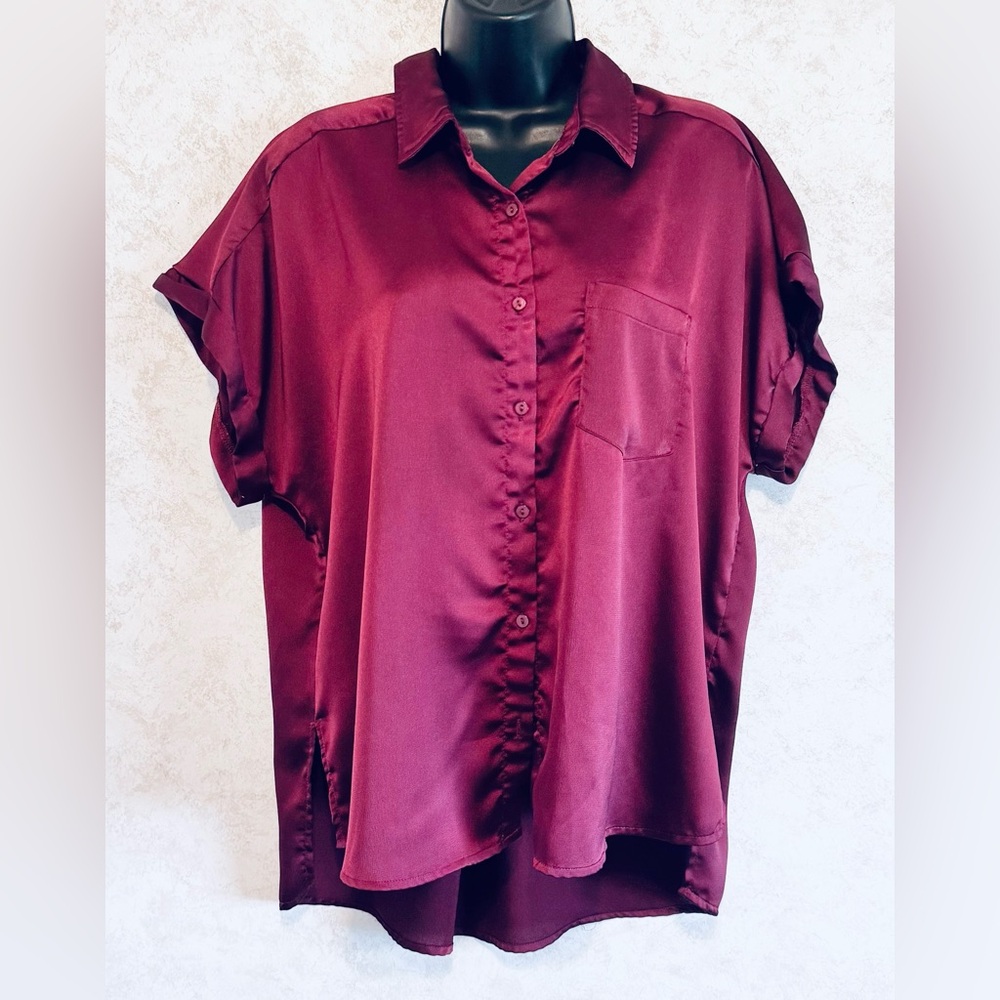 Entro Button Top Maroon Wine Cuffed Dolman Sleeve Size Medium Pocket Polyester
